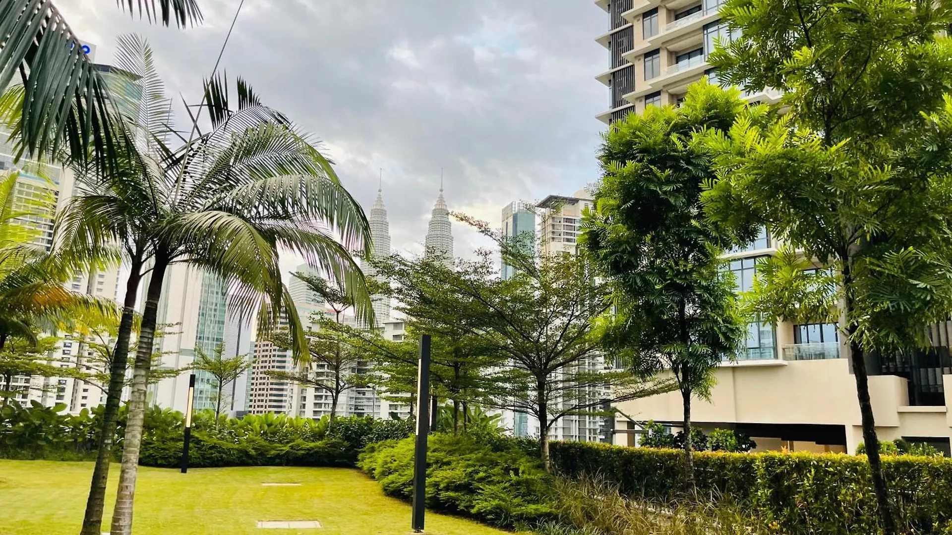 Eaton Residence Premium Suites Klcc Kuala Lumpur 0*,  Malaysia