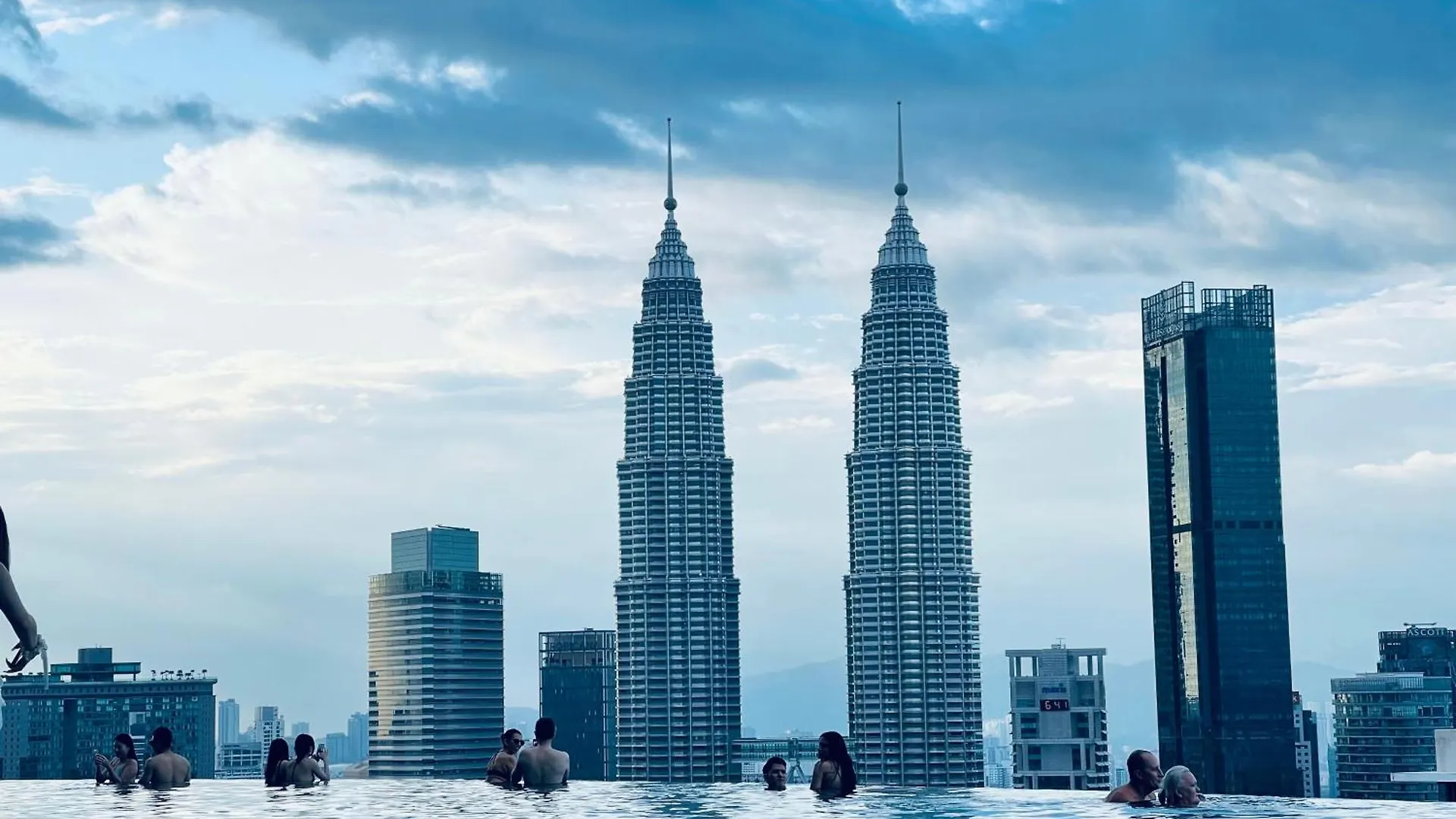 Eaton Residence Premium Suites Klcc Kuala Lumpur Apartment